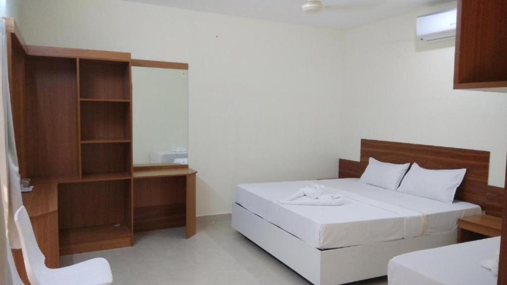 Cherai Natural Beach Hotel Черай Бийч Екстериор снимка